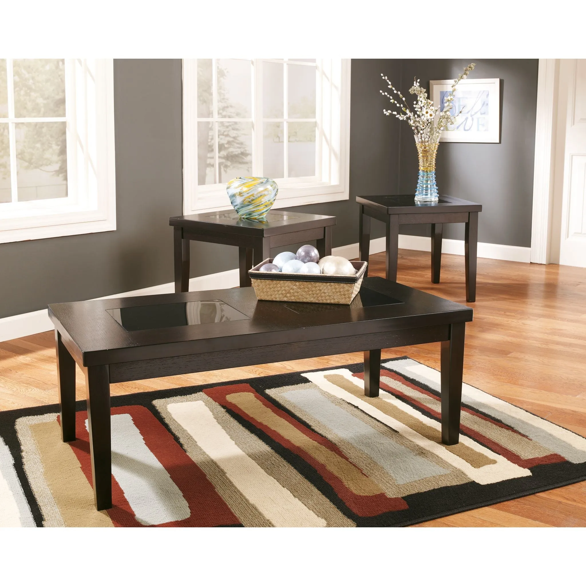 Denja Occasional Table Set (set of 3)