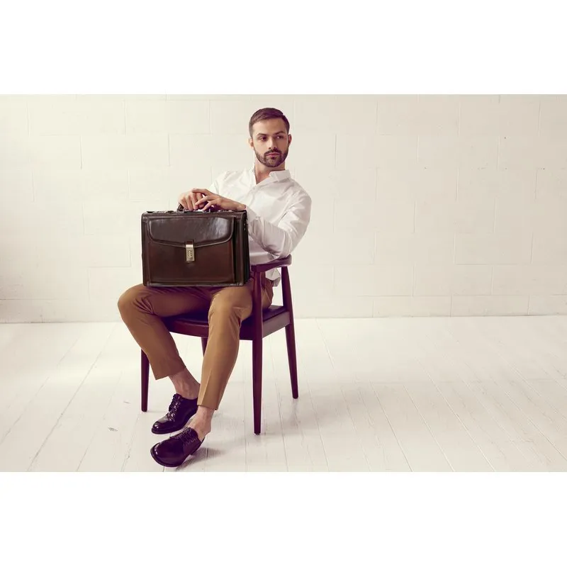 Full Grain Italian Leather Code-lock Briefcase - The Watchmen
