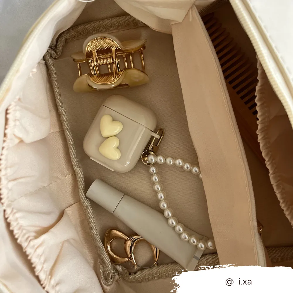 Nude Hearts Airpods Case